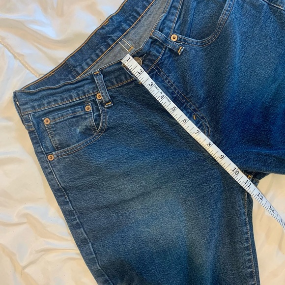 LIMITED EDITION LEVIS JEANS - Picture 2 of 6